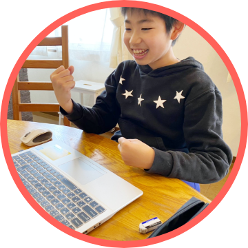 面白いゲームを作って遊びながら学べる!